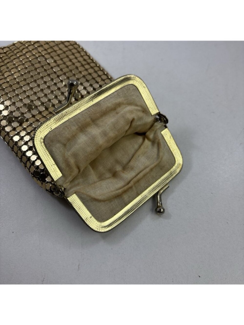 Long Gold Mesh Sequin Cigarette Case Pouch Glam Hollywood Regency - Picture 2 of 5